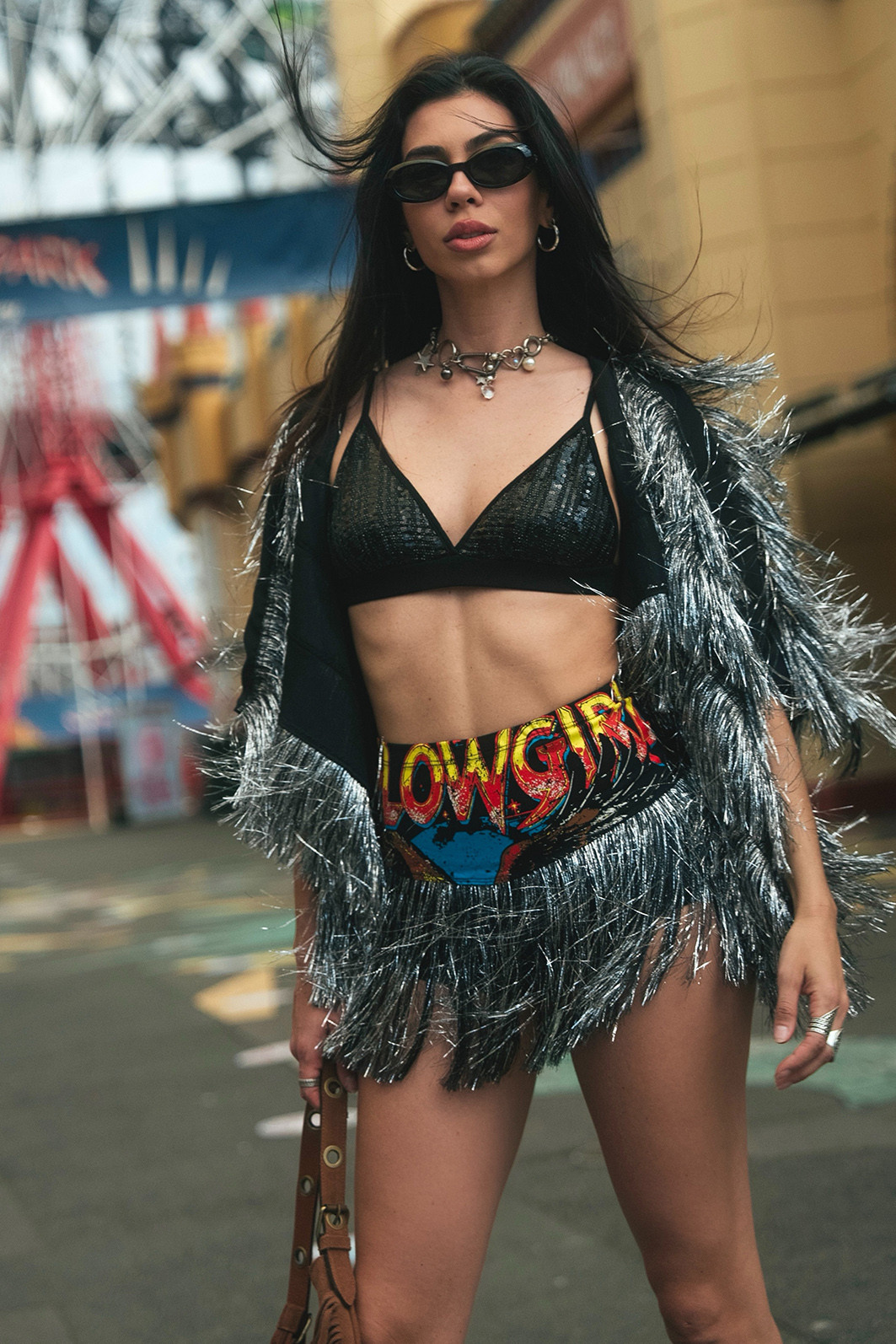 SHORT MINI HOT PANT DE COTTON PRETO COM FRANJAS GLOWGIRL SHORT MINI HOT PANT DE COTTON PRETO COM FRANJAS GLOWGIRL