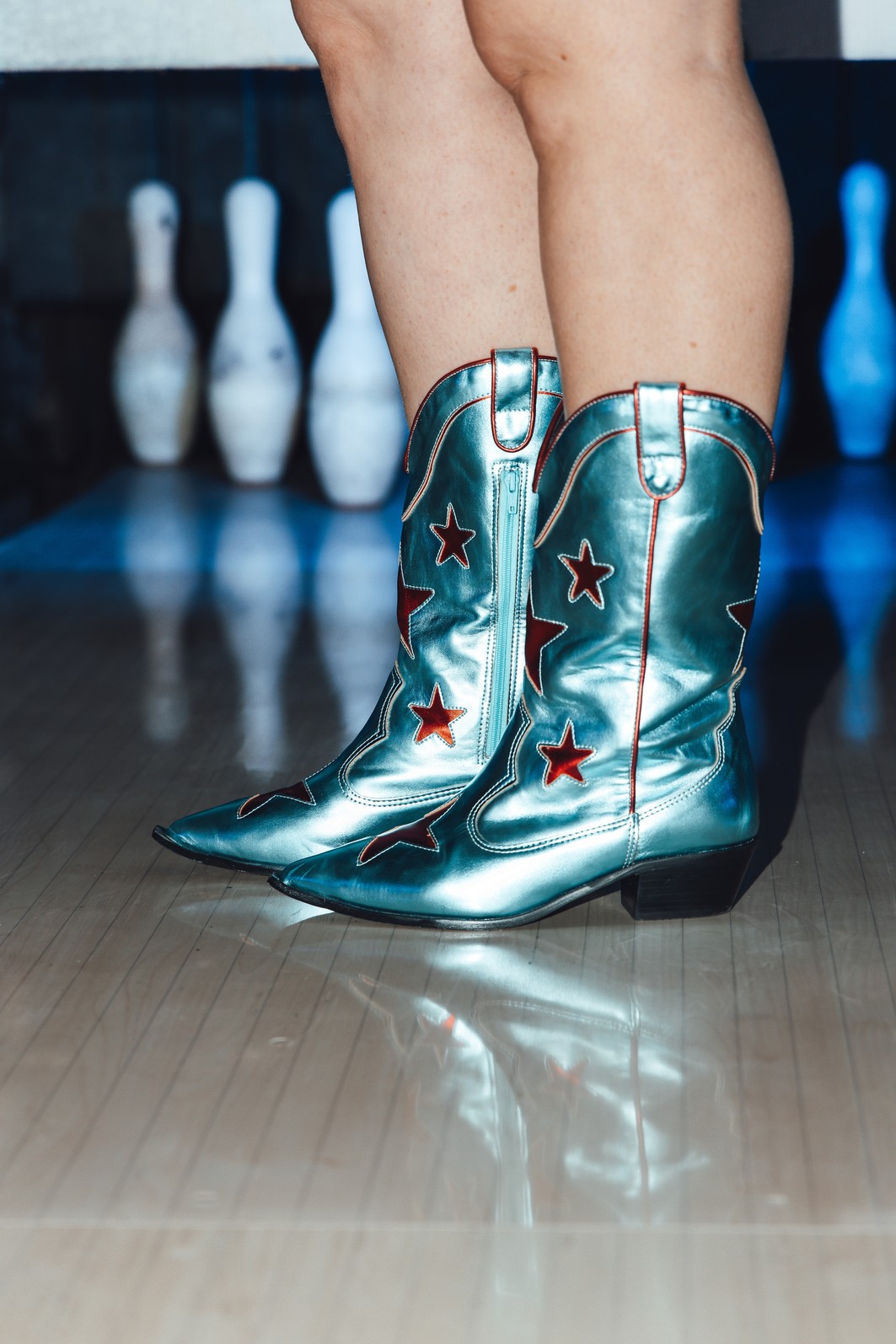 BOTA WESTERN METALIZADA AZUL COM ESTRELAS BOTA WESTERN METALIZADA AZUL COM ESTRELAS