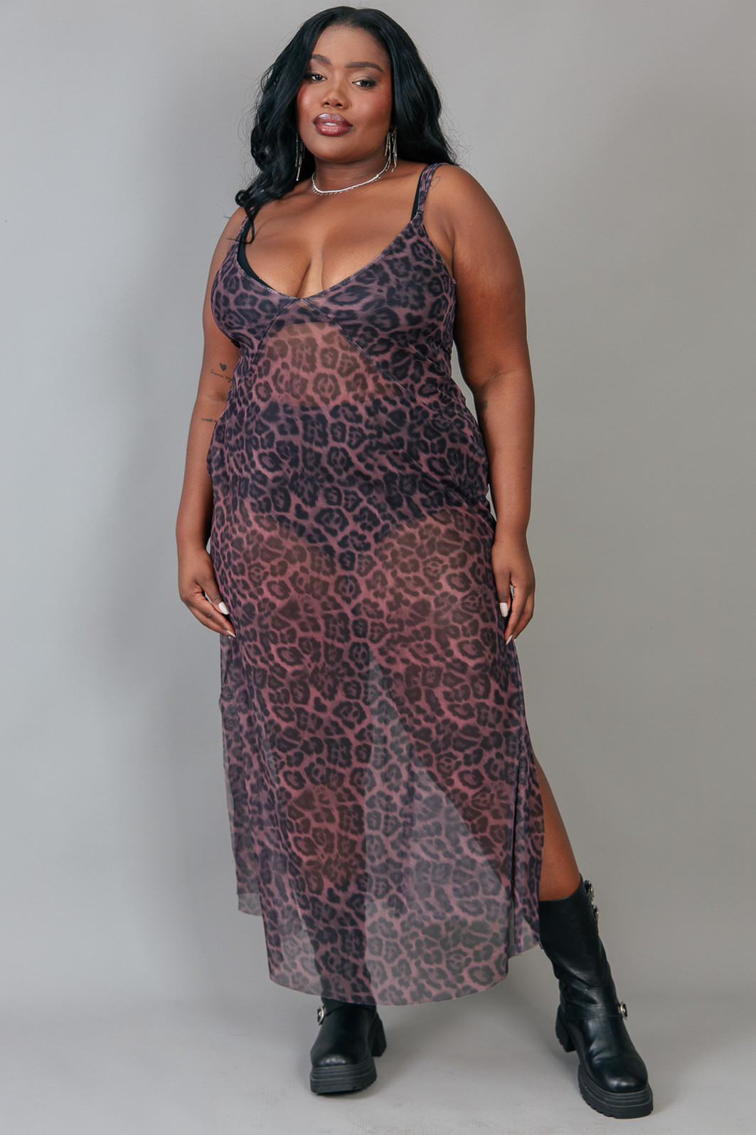 VESTIDO DE TULE TRANSPARENTE ONÇA NEW COM FUNDO ROSA VESTIDO DE TULE TRANSPARENTE ONÇA NEW COM FUNDO ROSA