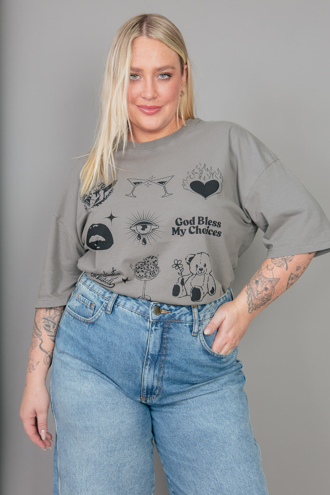 CAMISETA T-SHIRT VINTAGE CINZA BLESS MY CHOICES