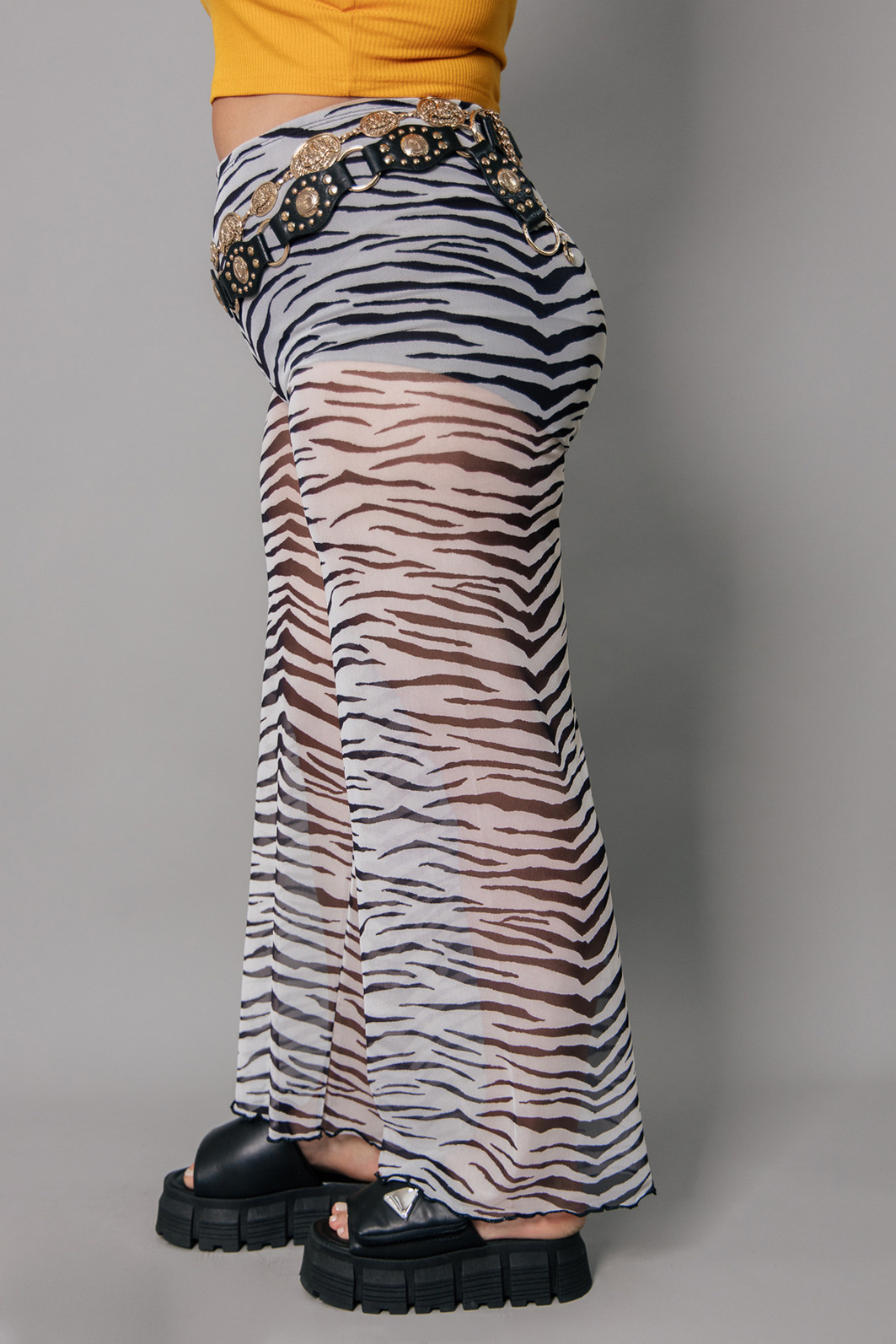 CALÇA ESTAMPA TIGRE DE TULE COM FORRO