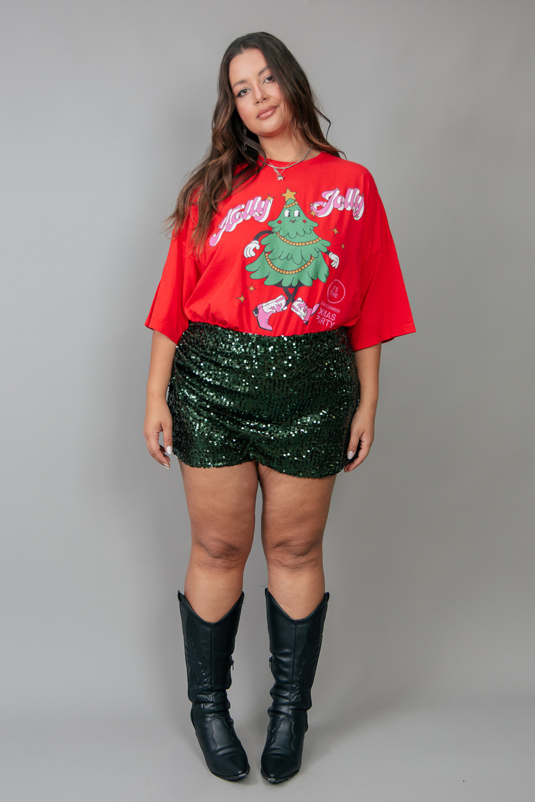 SHORT SAIA COM TRANSPASSE FRANZIDO EM PAETÊ VERDE