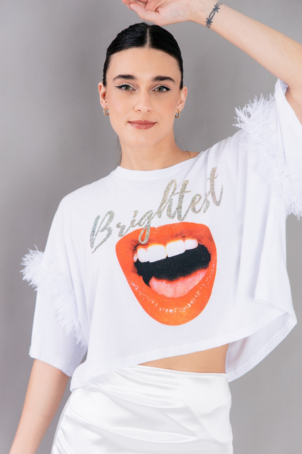 CROPPED BRANCA COM  PLUMAS NA CAVA BRIGHTEST CROPPED BRANCA COM  PLUMAS NA CAVA BRIGHTEST