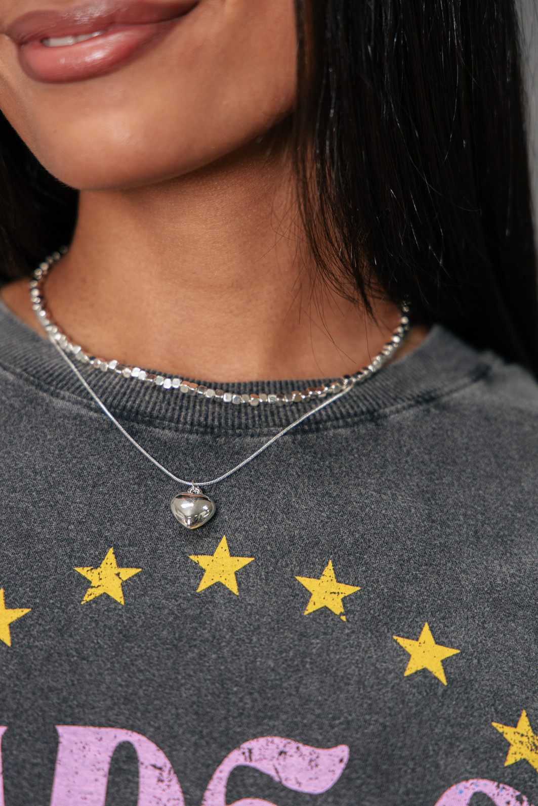 COLAR PRATA DUAS CORRENTES COM CORAÇÃO