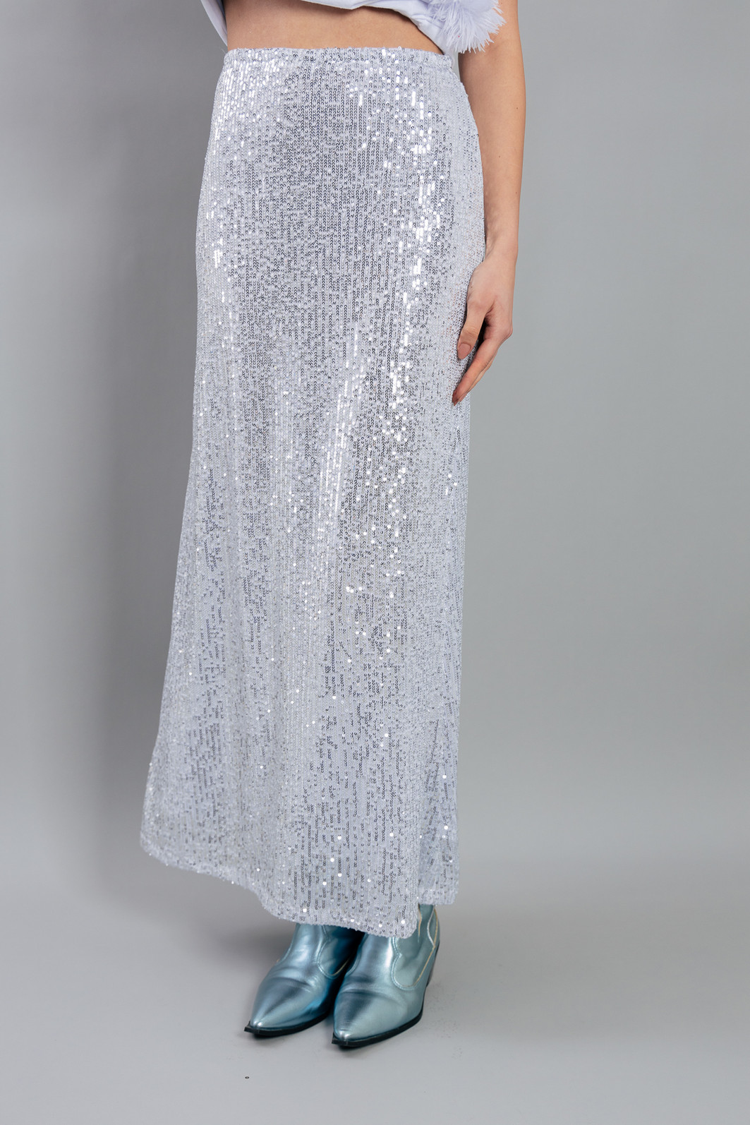 SAIA MIDI DE PAETÊ PRATA MILÃO SAIA MIDI DE PAETÊ PRATA MILÃO