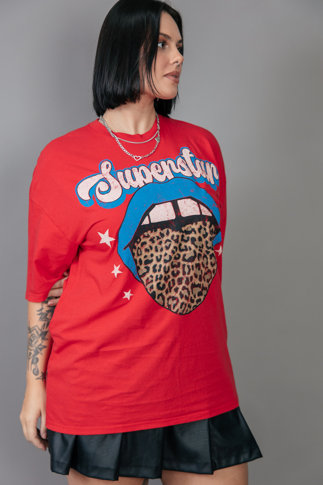 T-SHIRT VINTAGE VERMELHA SUPERSTAR