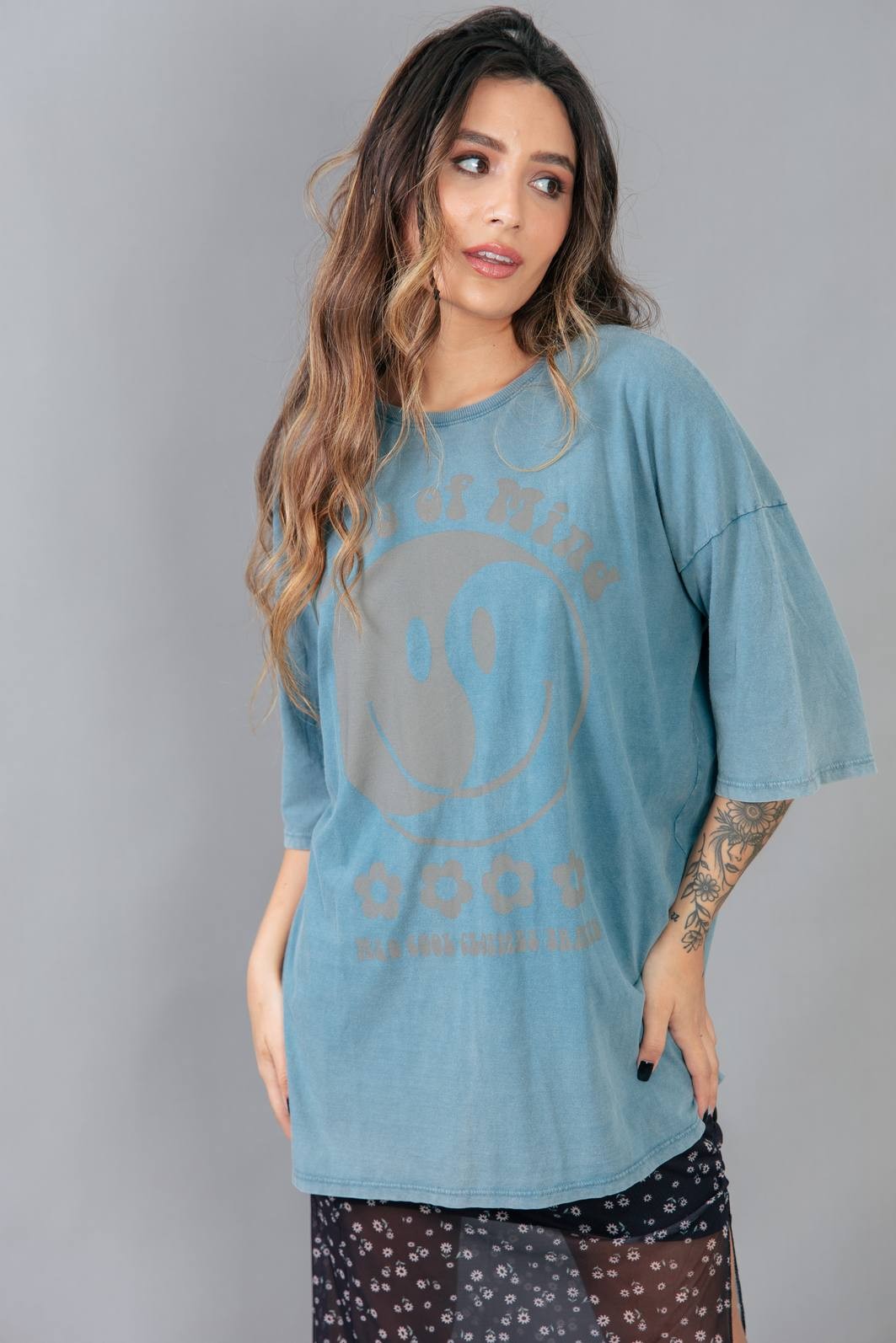 T-SHIRT OVERSIZED AZUL MARMORIZADO PEACE OF MIND T-SHIRT OVERSIZED AZUL MARMORIZADO PEACE OF MIND