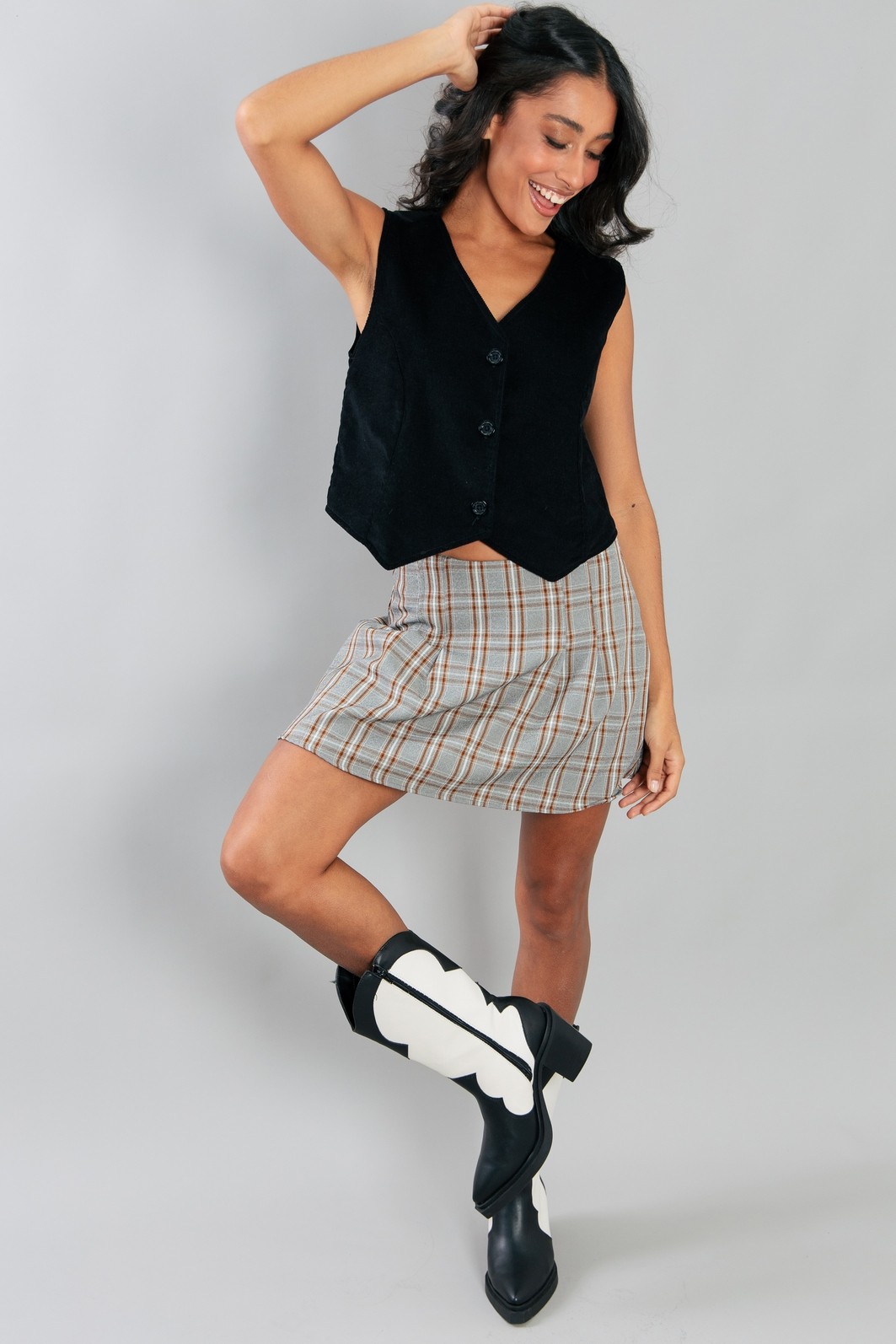 SHORT SAIA XADREZ DE PREGAS