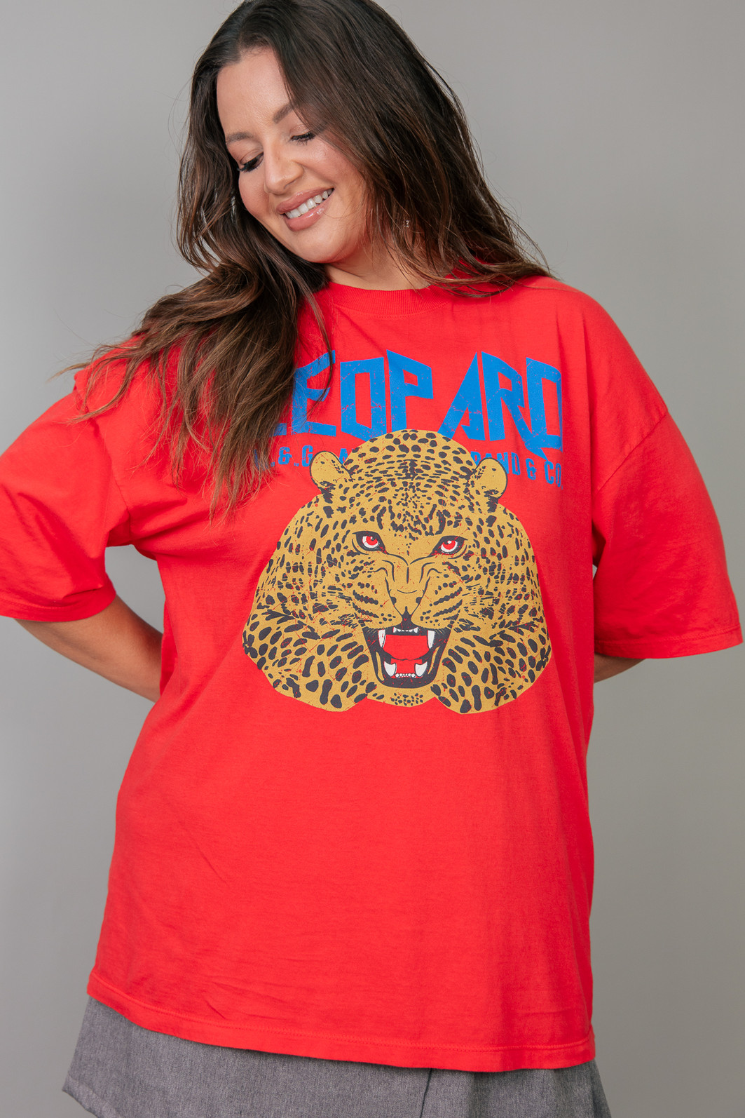 CAMISETA T-SHIRT VINTAGE VERMELHA LEOPARD CAMISETA T-SHIRT VINTAGE VERMELHA LEOPARD