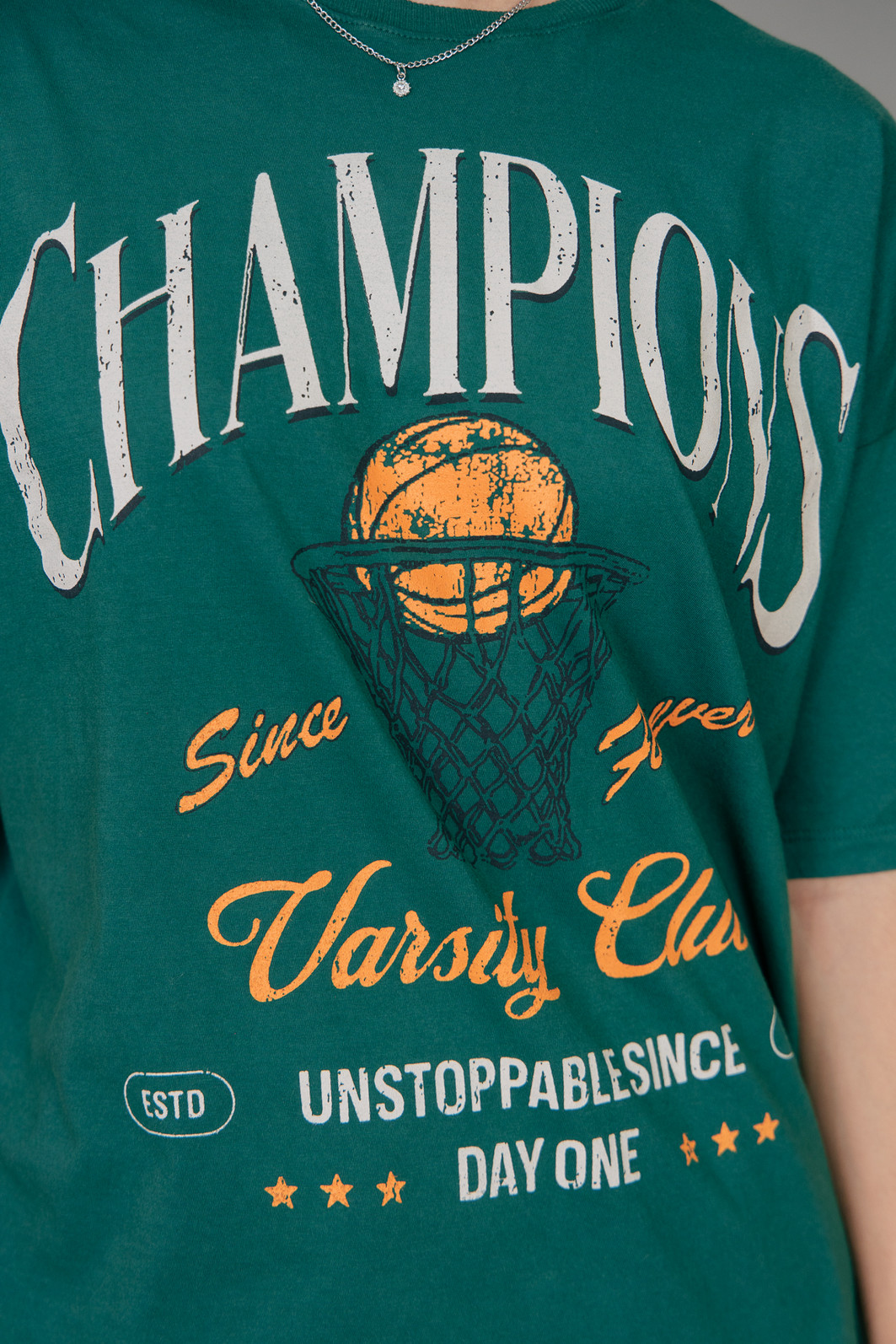 CAMISETA T-SHIRT OVERSIZED VERDE CHAMPIONS CAMISETA T-SHIRT OVERSIZED VERDE CHAMPIONS