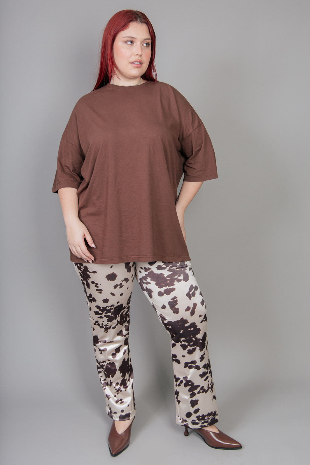 T-SHIRT OVERSIZED MARROM LISA BÁSICA