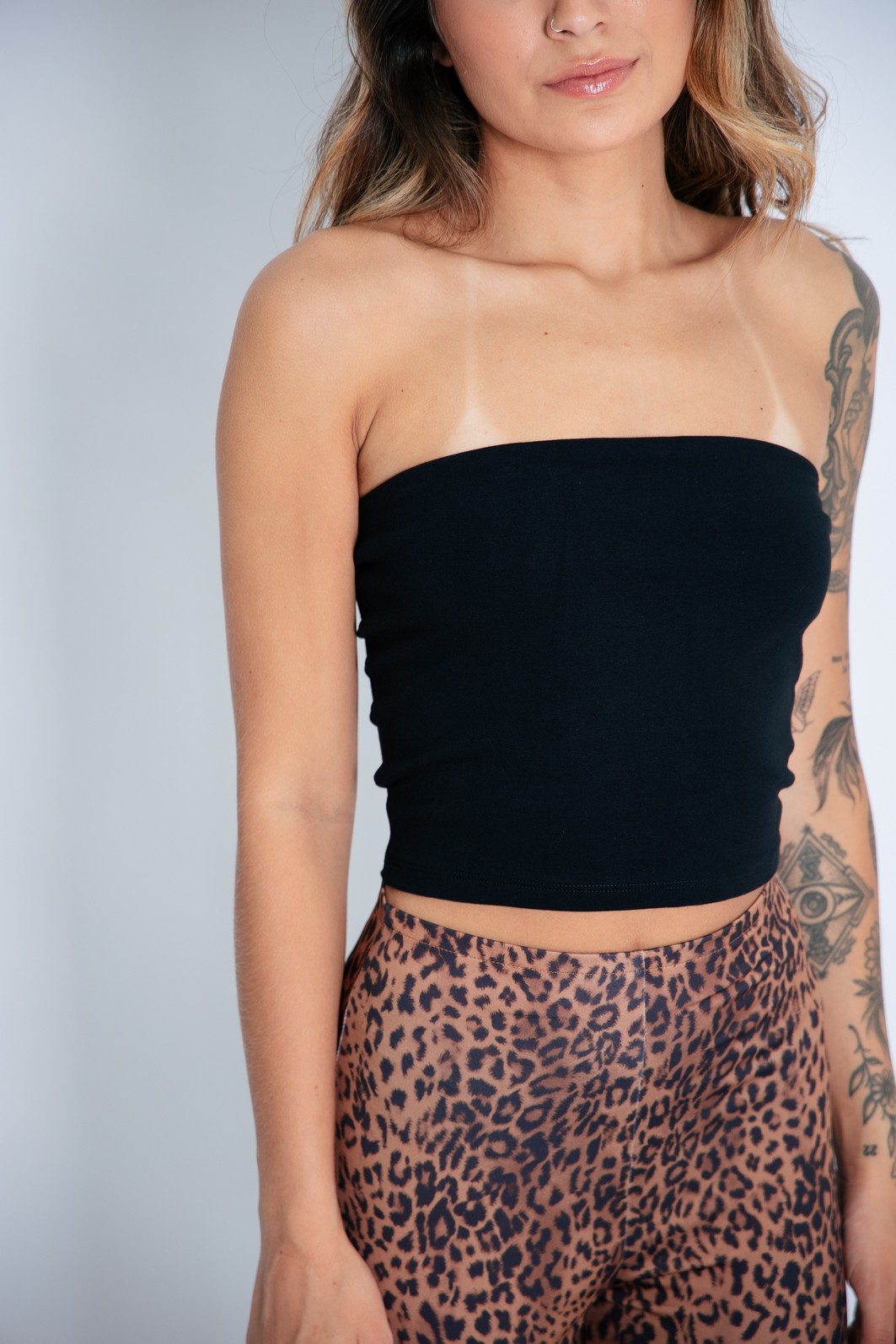 TOP PRETO DE COTTON SEM ALÇA TOP PRETO DE COTTON SEM ALÇA
