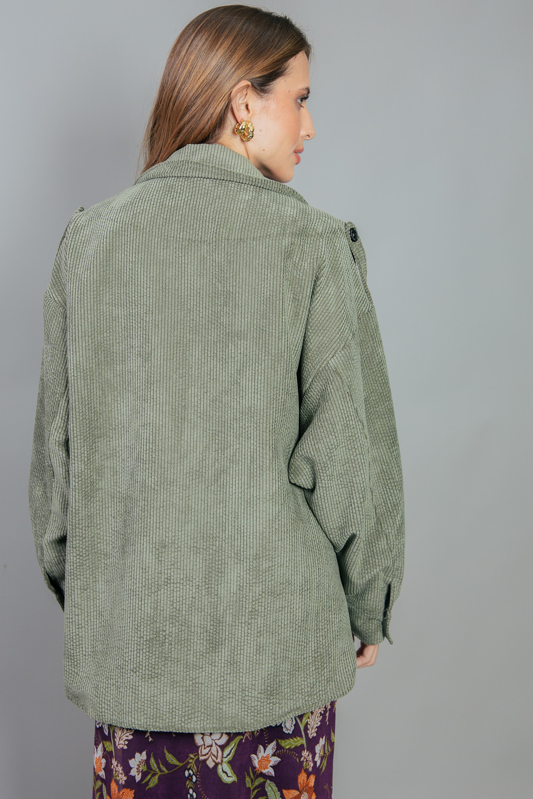 JAQUETA OVERSIZED DE COTELÊ VERDE
