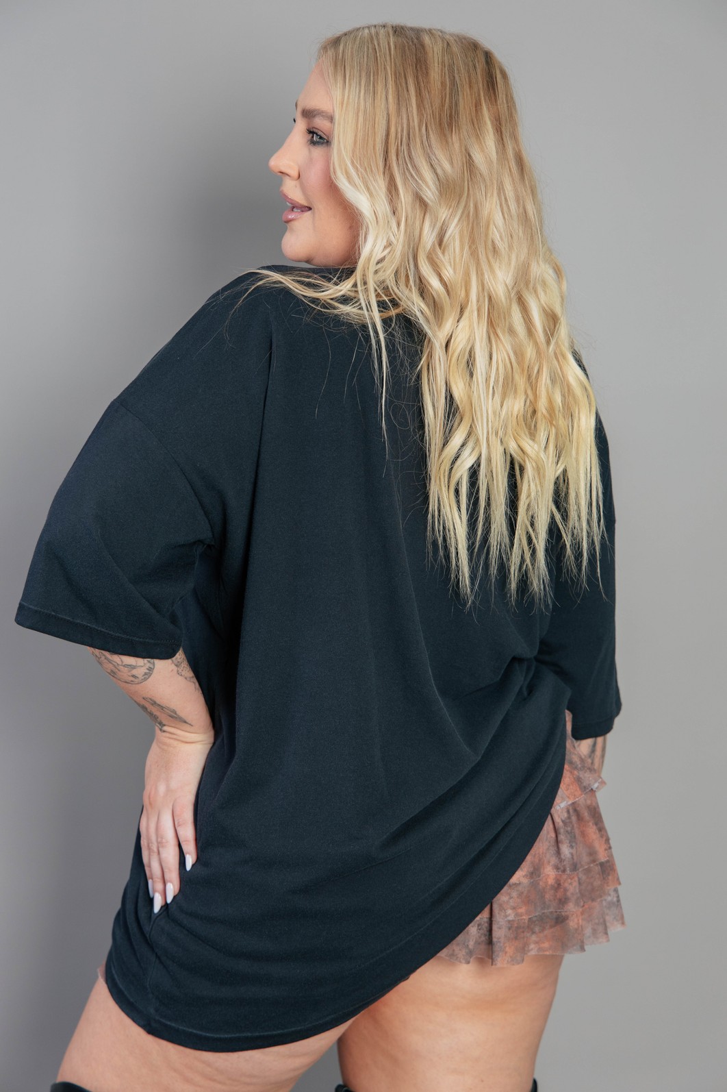 CAMISETA T-SHIRT OVERSIZED ESTONADA PRETA AFTERGLOW CAMISETA T-SHIRT OVERSIZED ESTONADA PRETA AFTERGLOW