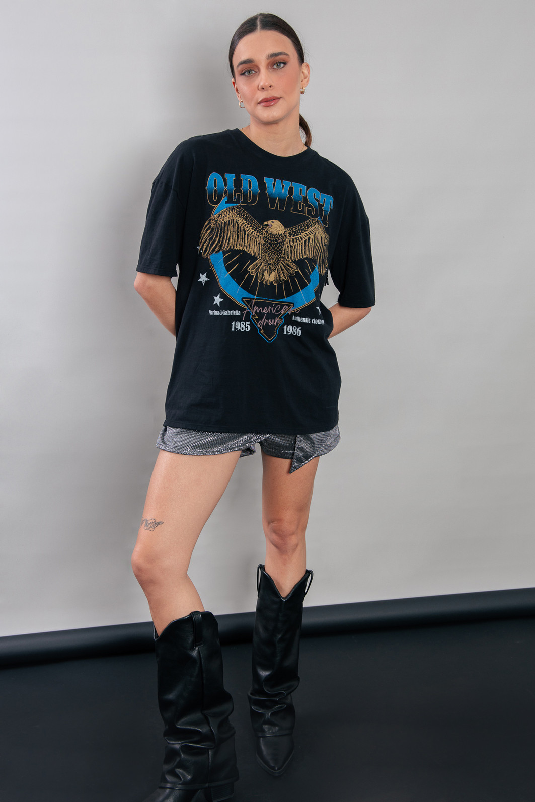 CAMISETA T-SHIRT VINTAGE PRETA OLD WEST COM FRANJAS COSTA CAMISETA T-SHIRT VINTAGE PRETA OLD WEST COM FRANJAS COSTA