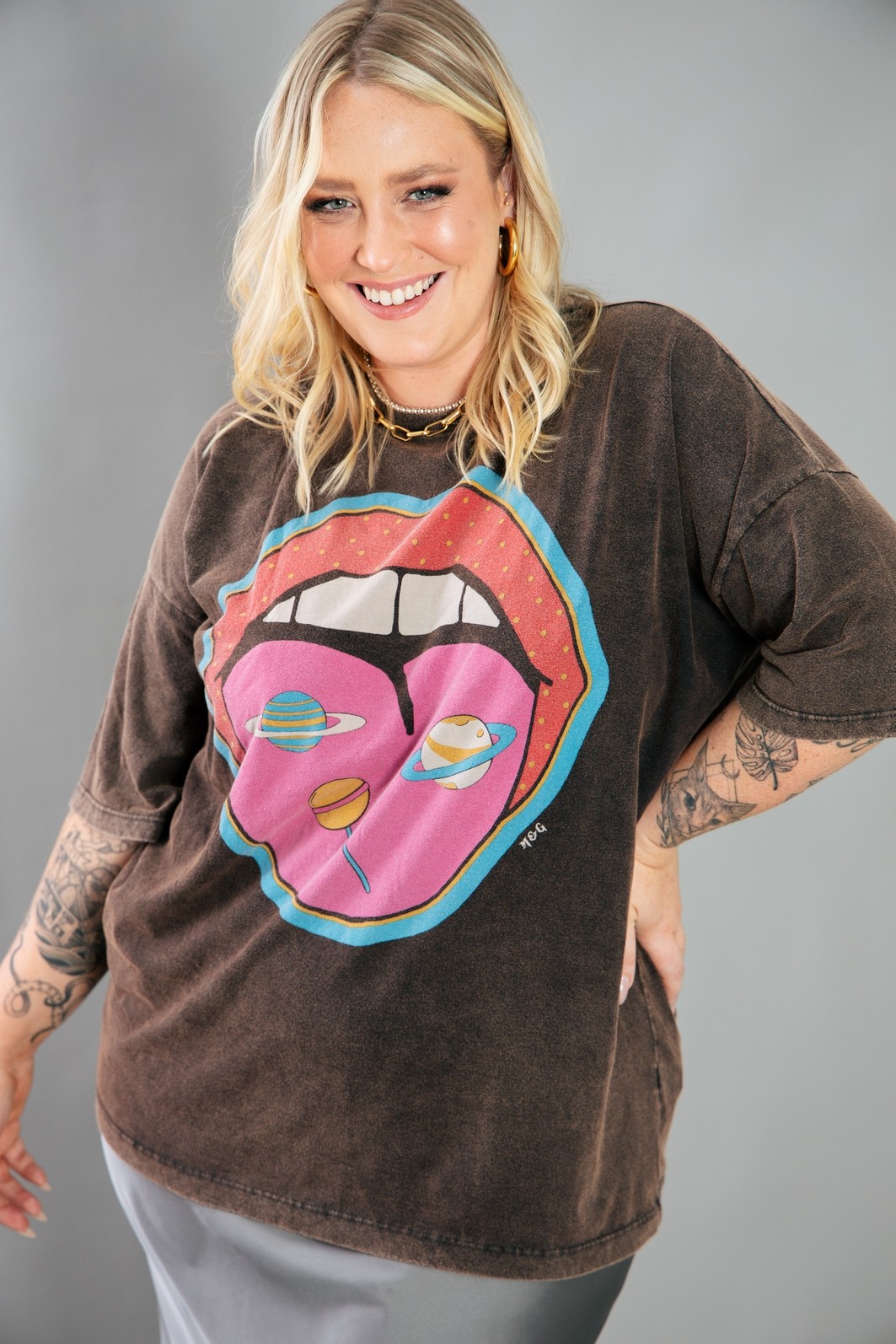 CAMISETA T-SHIRT OVERSIZED MARMORIZADA LOLLIPOP CAMISETA T-SHIRT OVERSIZED MARMORIZADA LOLLIPOP