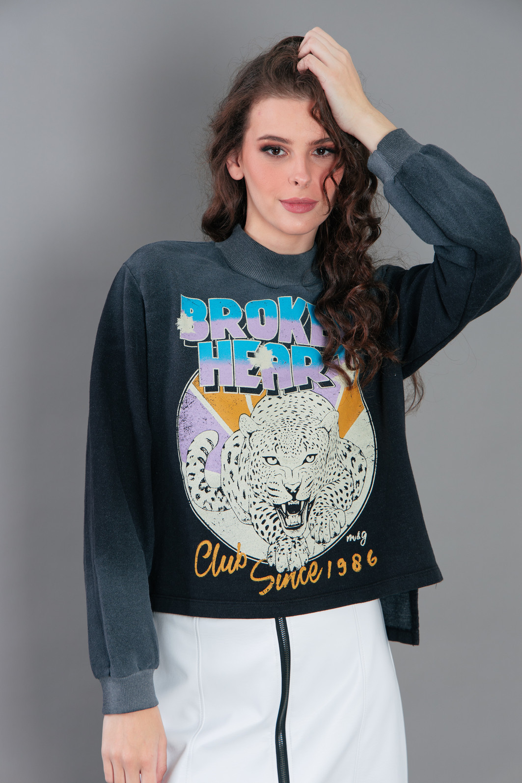 CASACO DE MOLETOM CHUMBO BROKEN HEART CASACO DE MOLETOM CHUMBO BROKEN HEART