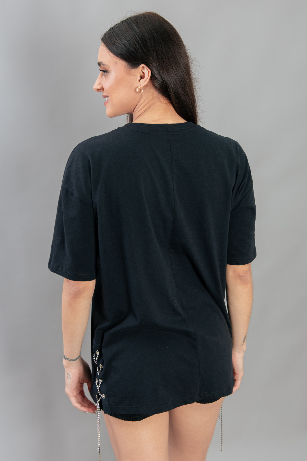 CAMISETA T-SHIRT VINTAGE COM CORRENTES LATERAIS YOUNGER