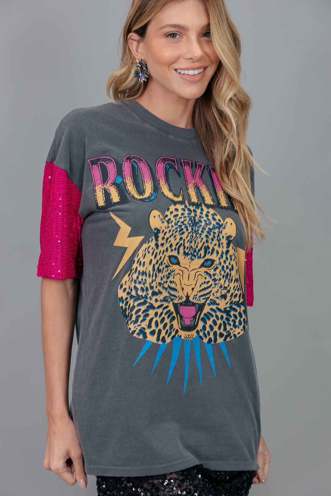 CAMISETA T-SHIRT VINTAGE CHUMBO COM MANGAS DE PAETÊ ROCKIES