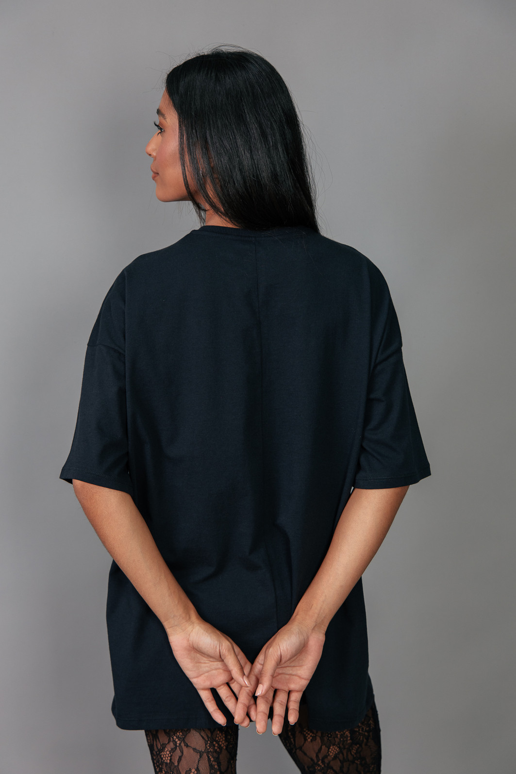 T-SHIRT OVERSIZED PRETA GLOWGETTER