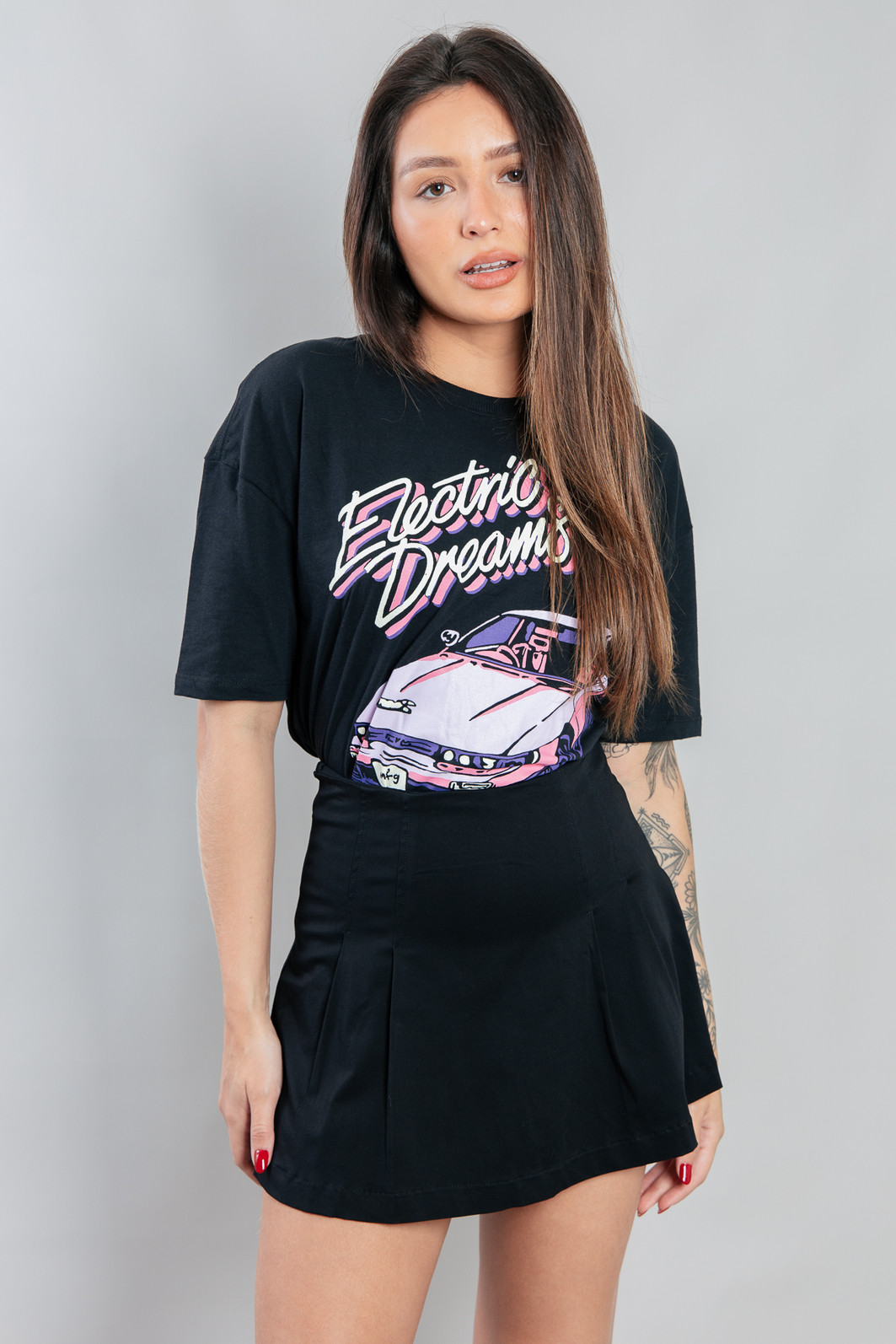 SHORT SAIA PRETO DE PREGAS SHORT SAIA PRETO DE PREGAS