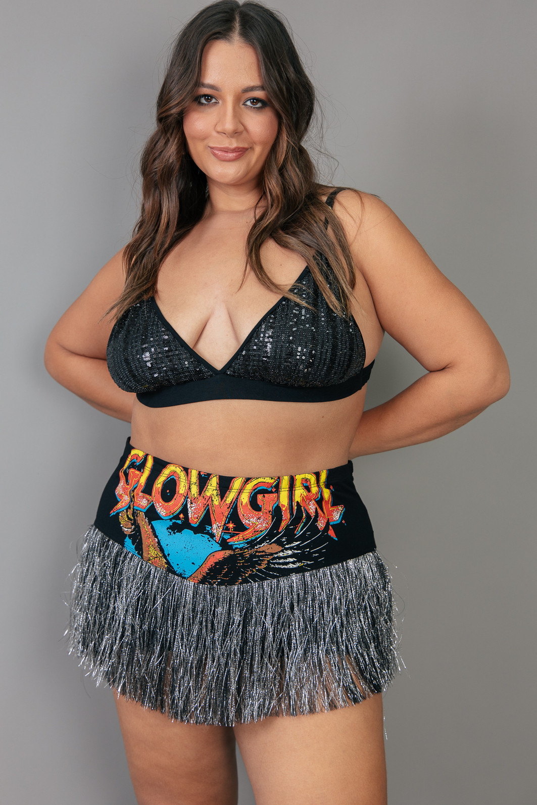 SHORT MINI HOT PANT DE COTTON PRETO COM FRANJAS GLOWGIRL SHORT MINI HOT PANT DE COTTON PRETO COM FRANJAS GLOWGIRL