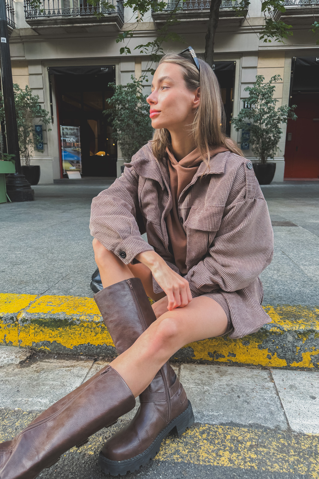 JAQUETA OVERSIZED DE COTELÊ MARROM