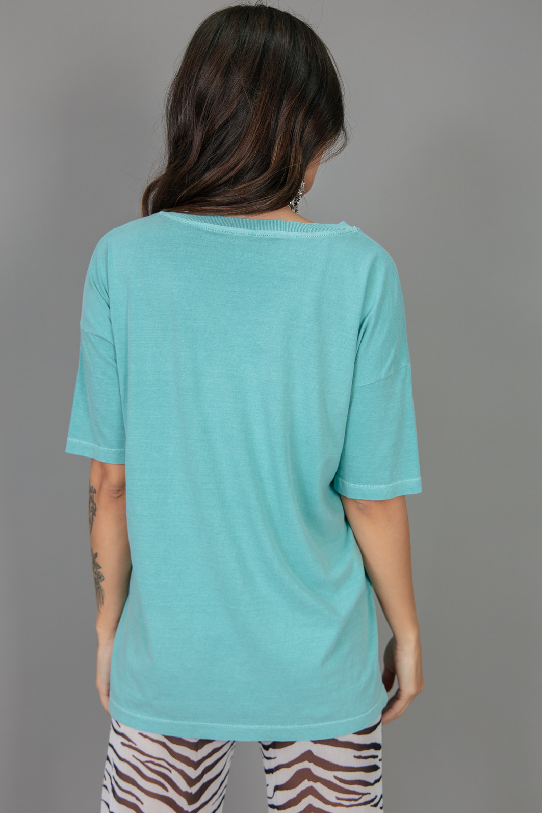 T-SHIRT OVERSIZED DECOTE V VERDE EASTER T-SHIRT OVERSIZED DECOTE V VERDE EASTER