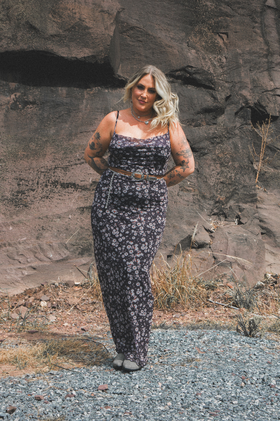 VESTIDO SLIP DRESS TULE FLORAL LIBERTY VESTIDO SLIP DRESS TULE FLORAL LIBERTY