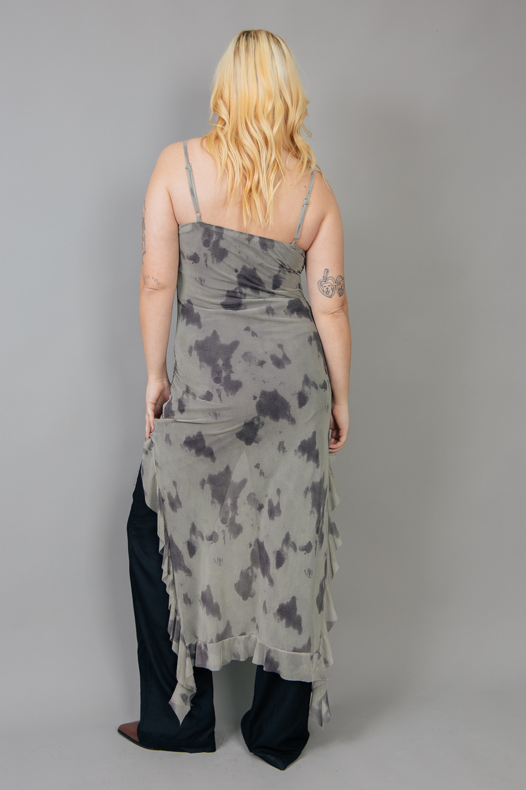 BLUSA DE TULE ESTAMPADO COM PONTAS BLUSA DE TULE ESTAMPADO COM PONTAS