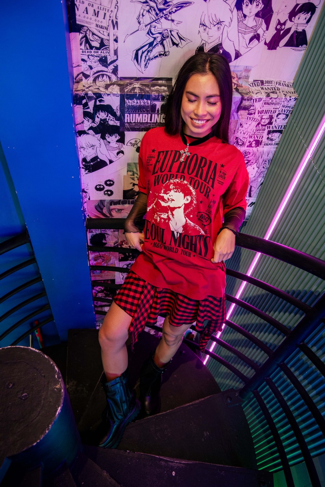 CAMISETA T-SHIRT OVERSIZED VERMELHA EUPHORIA CAMISETA T-SHIRT OVERSIZED VERMELHA EUPHORIA