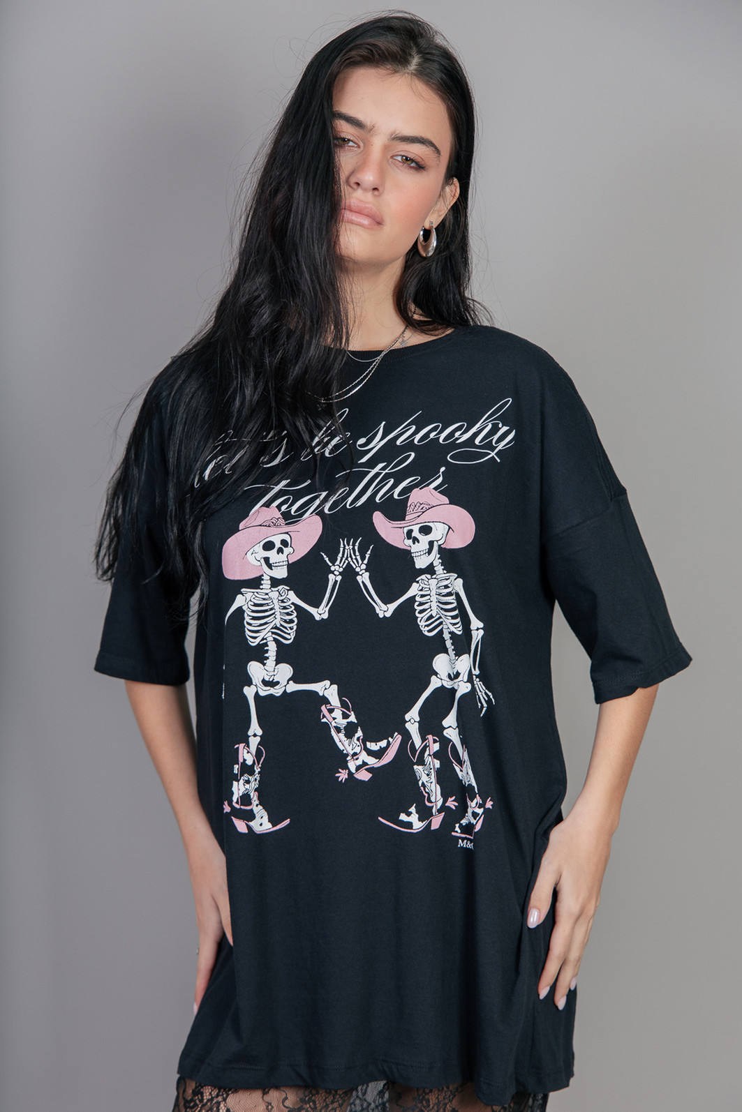 CAMISETA T-SHIRT OVERSIZED PRETA SPOOKY CAMISETA T-SHIRT OVERSIZED PRETA SPOOKY