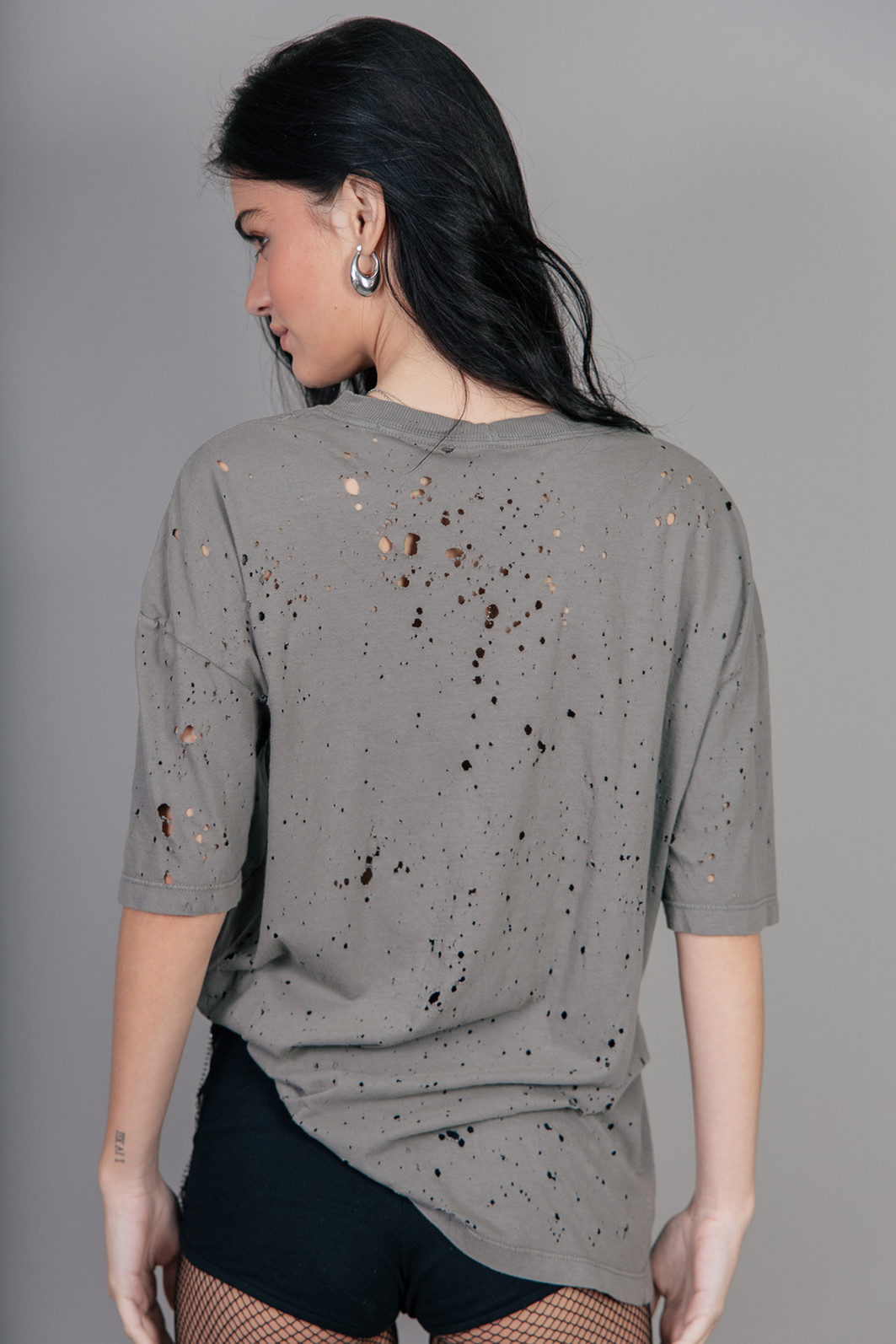 CAMISETA T-SHIRT VINTAGE CHUMBO COM EFEITO TRAÇA THE DISCO CAMISETA T-SHIRT VINTAGE CHUMBO COM EFEITO TRAÇA THE DISCO