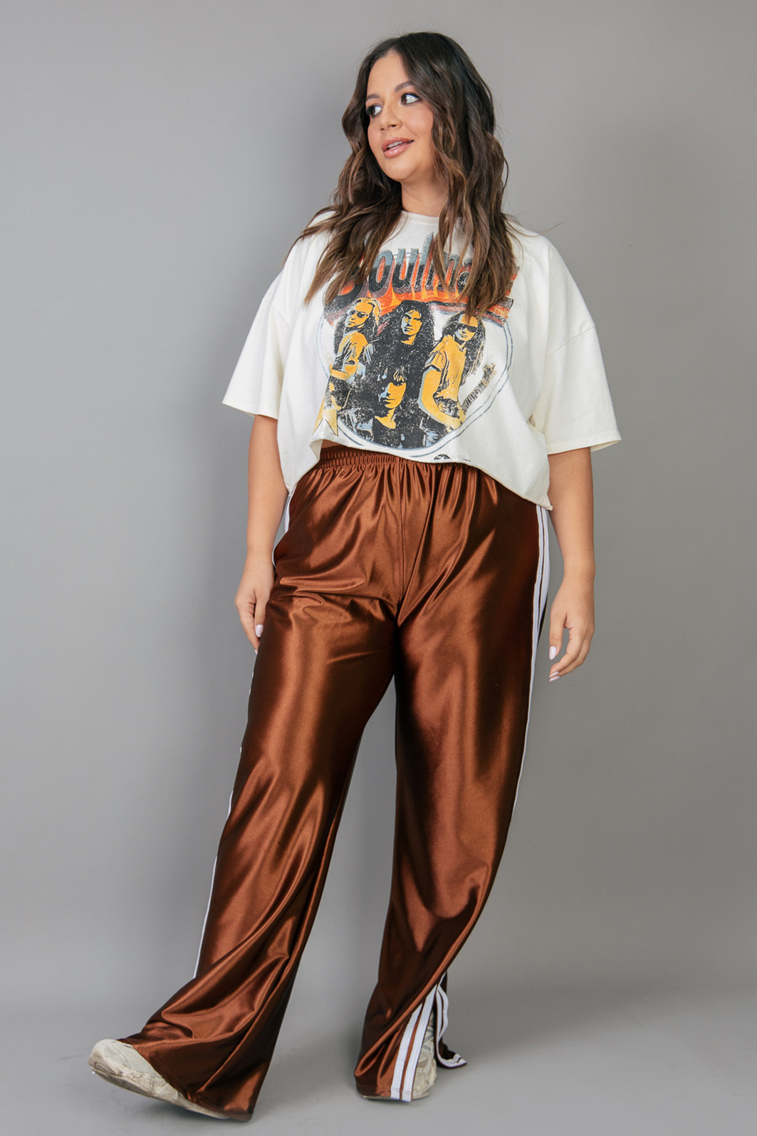 CALÇA SPORT MARROM COM LISTRAS CALÇA SPORT MARROM COM LISTRAS