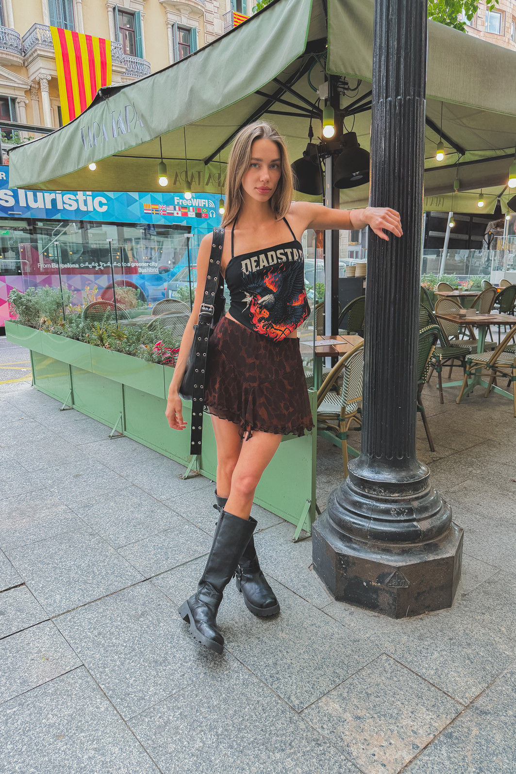 SHORT SAIA DE TULE ONCINHA