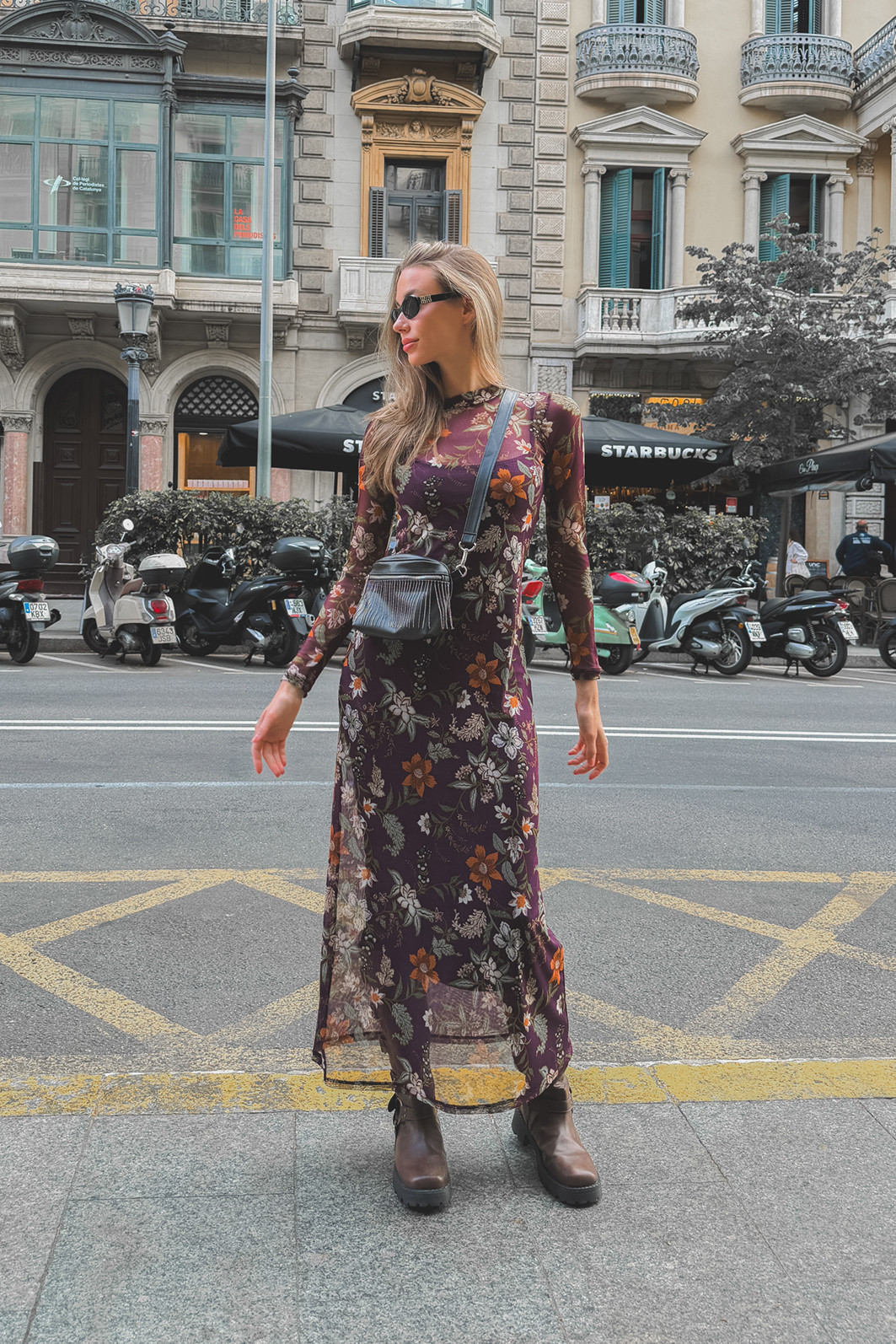 VESTIDO MANGA LONGA DE TULE ESTAMPADO FLORAL ROXO
