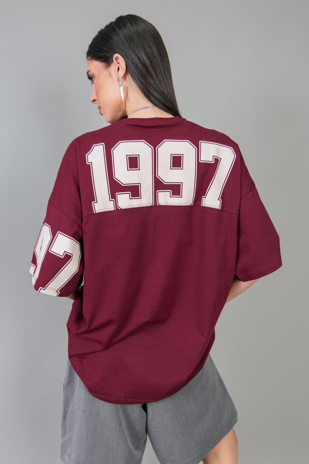 CAMISETA T-SHIRT OVERSIZED BORDÔ DECOTE V ATHLETIC