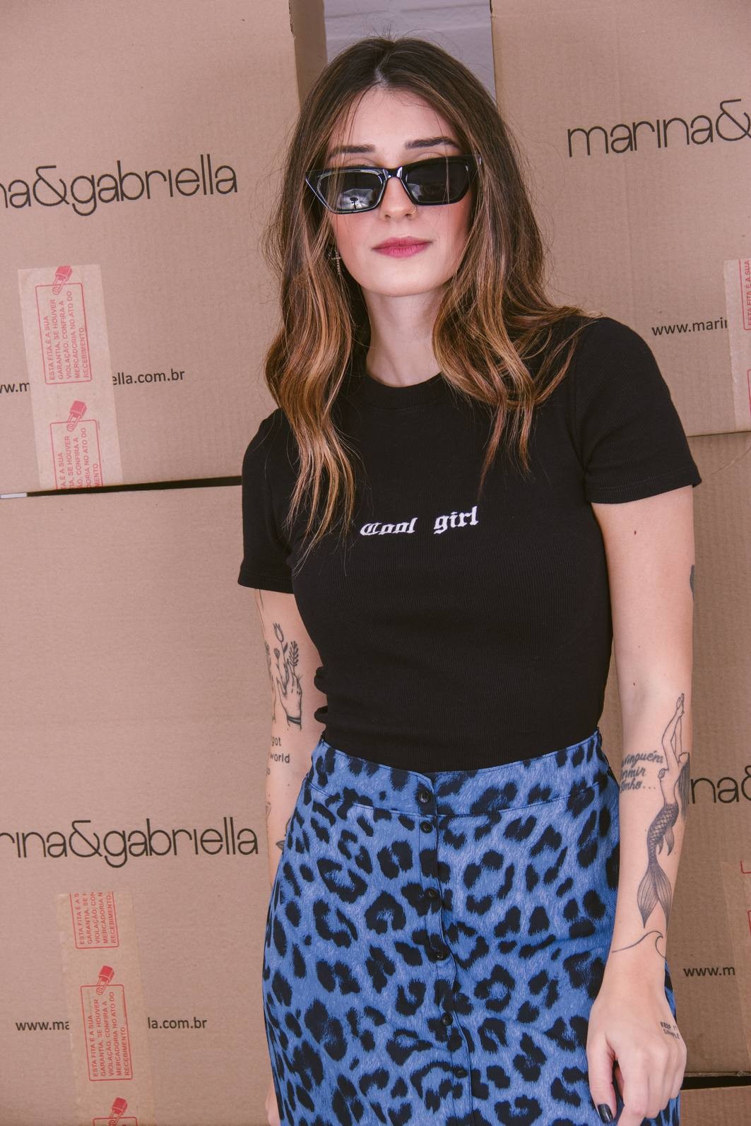 BLUSA CANELADA PRETA COM BORDADO COOL GIRL BLUSA CANELADA PRETA COM BORDADO COOL GIRL