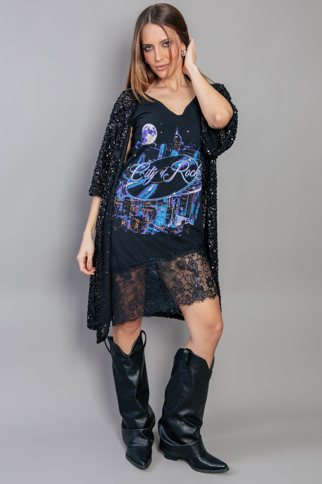 VESTIDO DE ALCINHA PRETO COM RENDA CITY OF ROCK VESTIDO DE ALCINHA PRETO COM RENDA CITY OF ROCK