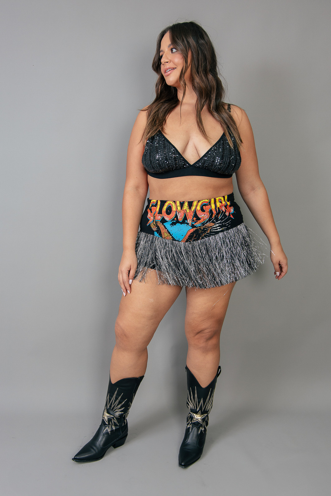 SHORT MINI HOT PANT DE COTTON PRETO COM FRANJAS GLOWGIRL SHORT MINI HOT PANT DE COTTON PRETO COM FRANJAS GLOWGIRL