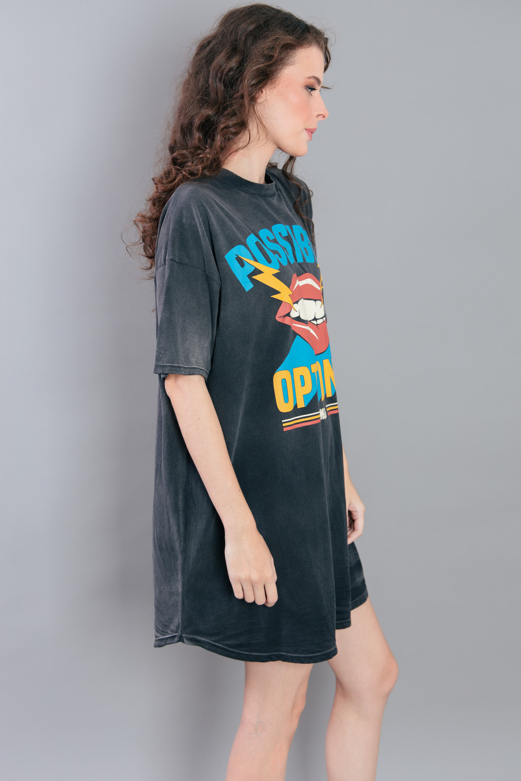 VESTIDO AMPLO COM PREGA COSTAS PRETO MARMORIZADO POSSIBLE VESTIDO AMPLO COM PREGA COSTAS PRETO MARMORIZADO POSSIBLE