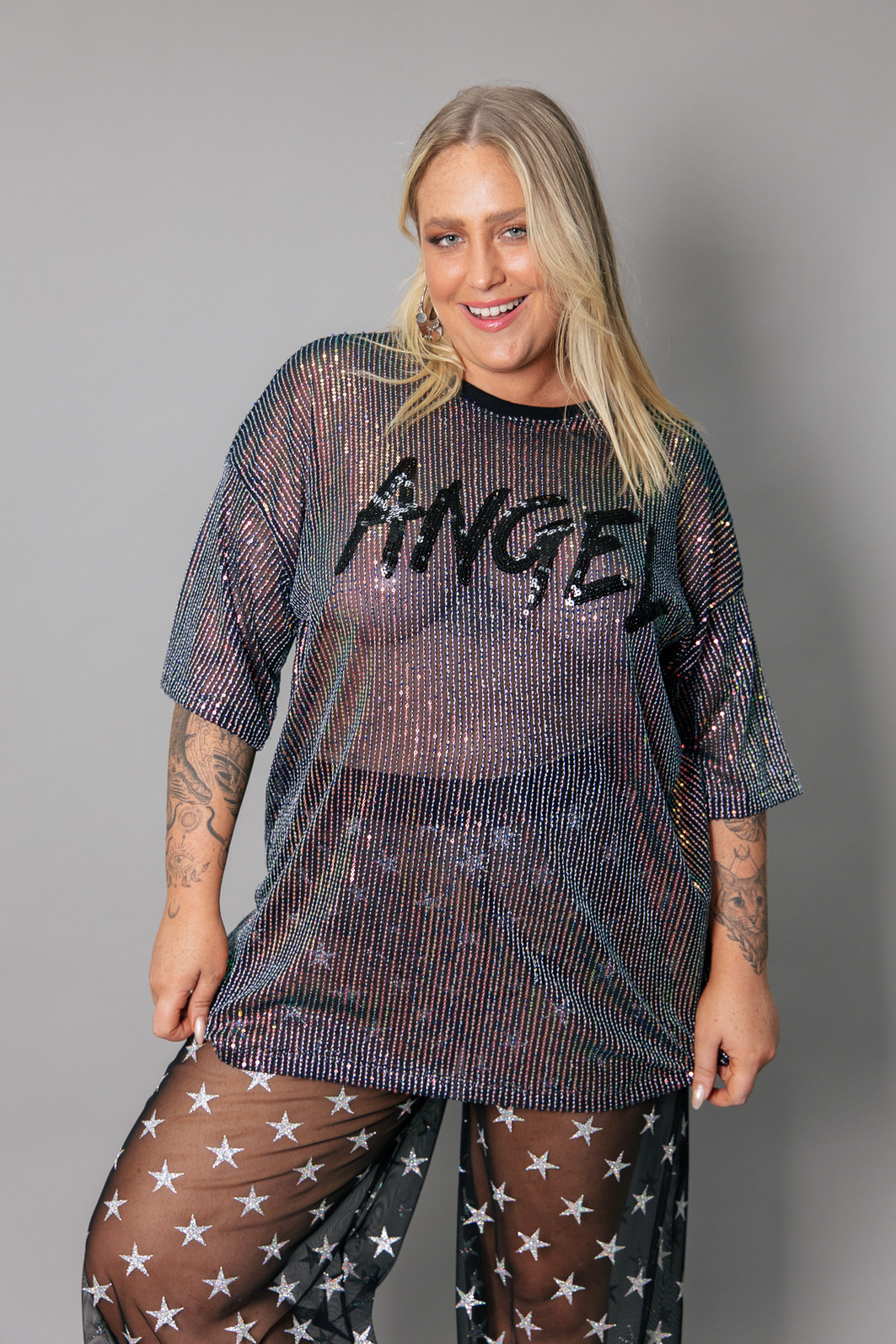 T-SHIRT OVERSIZED DE DE PAETÊS FURTACOR ANGEL T-SHIRT OVERSIZED DE DE PAETÊS FURTACOR ANGEL