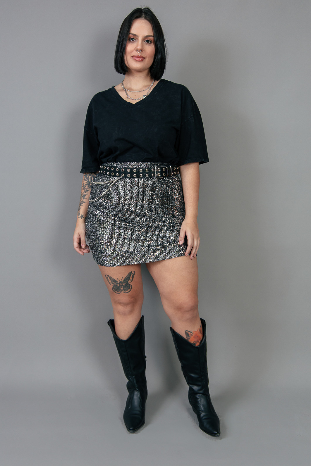 T-SHIRT VINTAGE DECOTE V BÁSICA ESTONADA