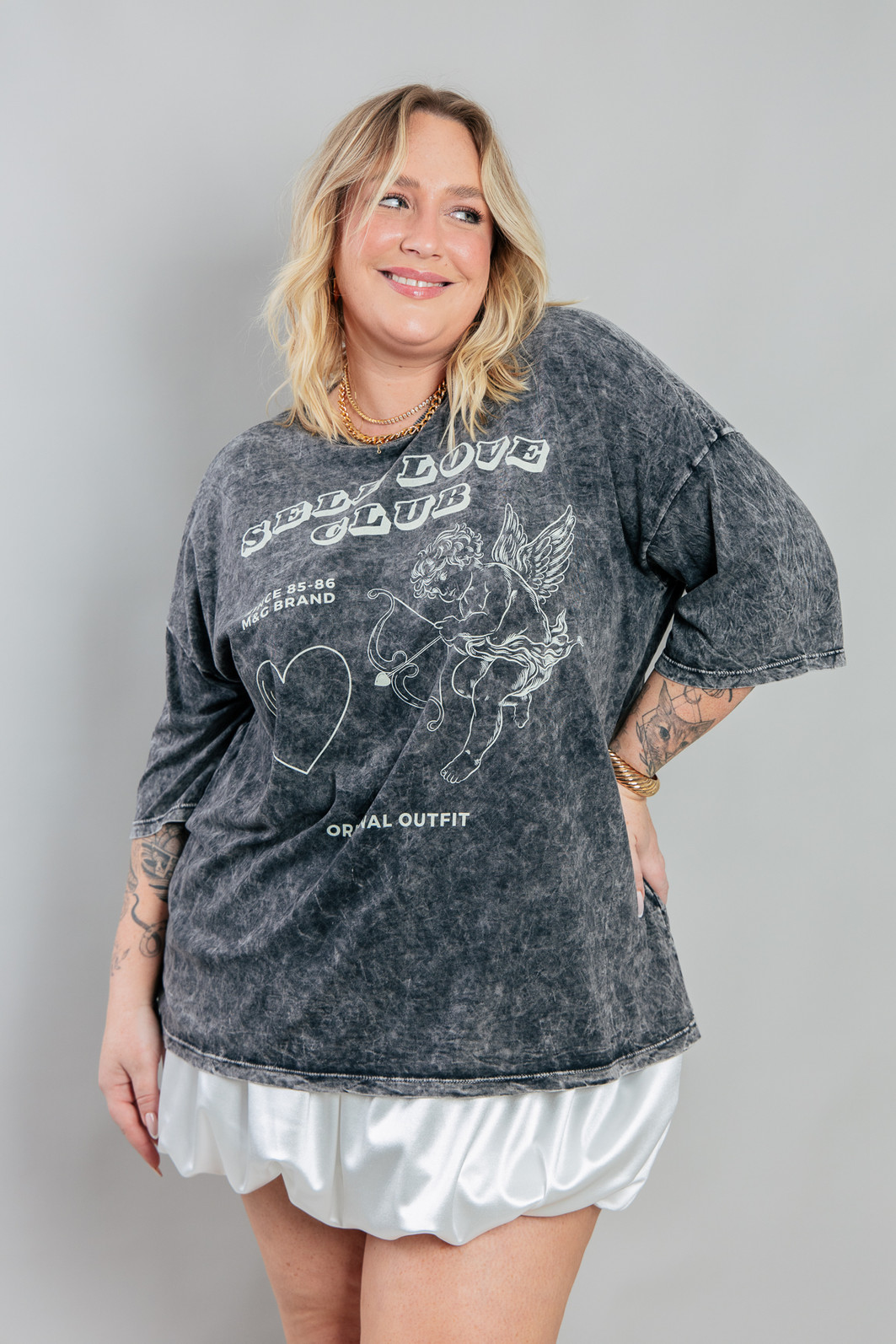 CAMISETA  T-SHIRT OVERSIZED MARMORIZADA SELF LOVE CAMISETA  T-SHIRT OVERSIZED MARMORIZADA SELF LOVE