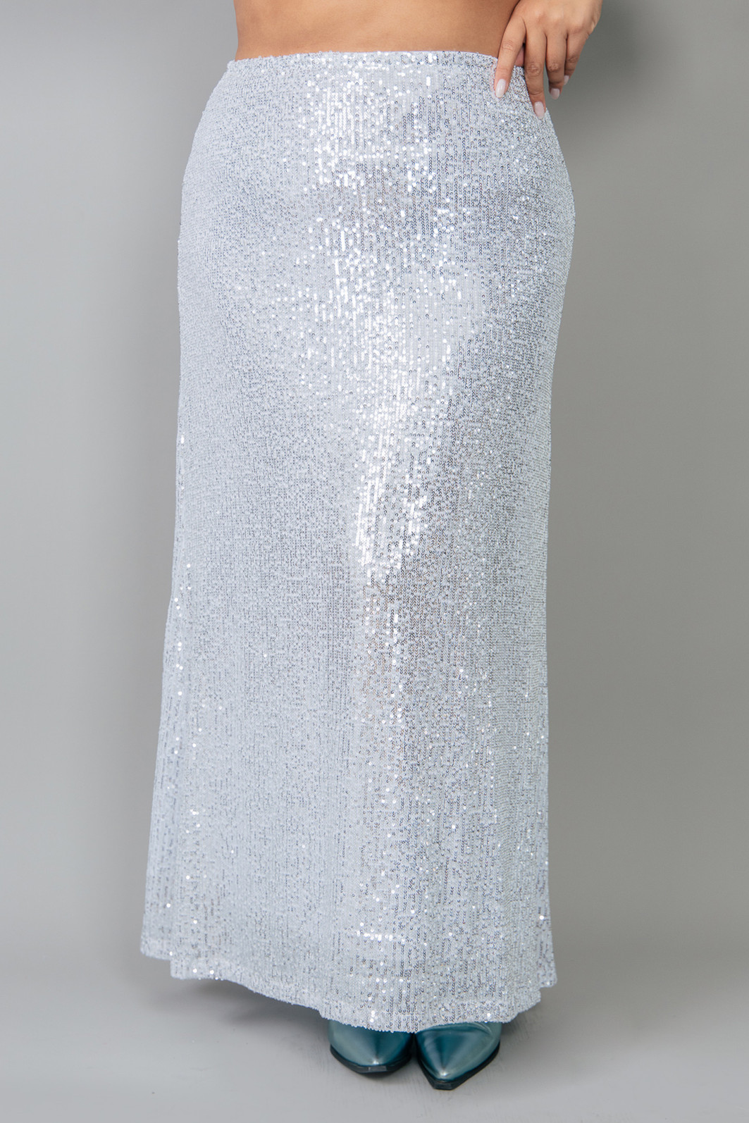 SAIA MIDI DE PAETÊ PRATA MILÃO SAIA MIDI DE PAETÊ PRATA MILÃO