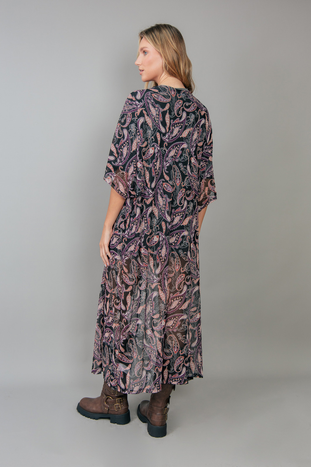 KIMONO LONGO DE TULE ESTAMPADO GYPSY KIMONO LONGO DE TULE ESTAMPADO GYPSY