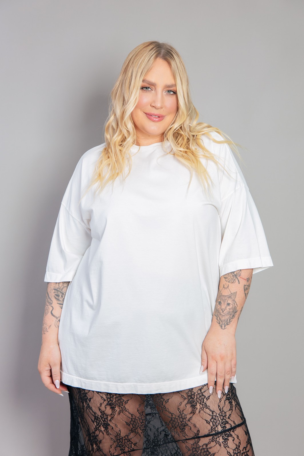 KIT 3 CAMISETAS BÁSICAS OVERSIZED