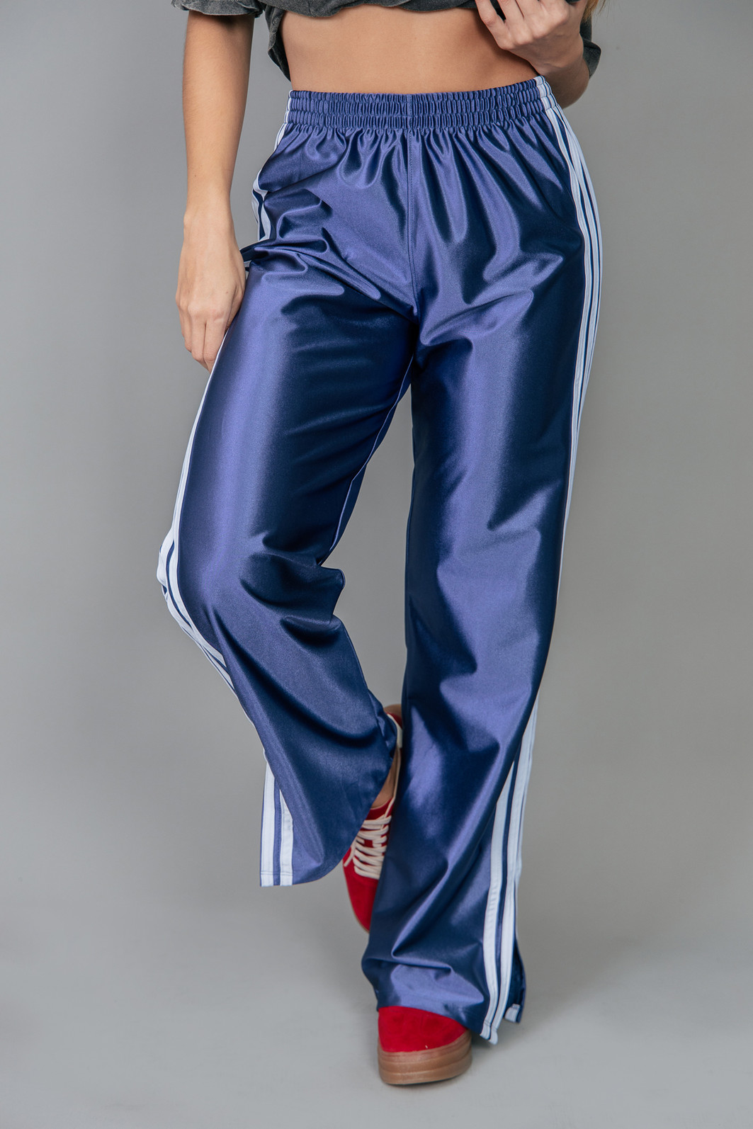 CALÇA SPORT AZUL COM LISTRAS CALÇA SPORT AZUL COM LISTRAS