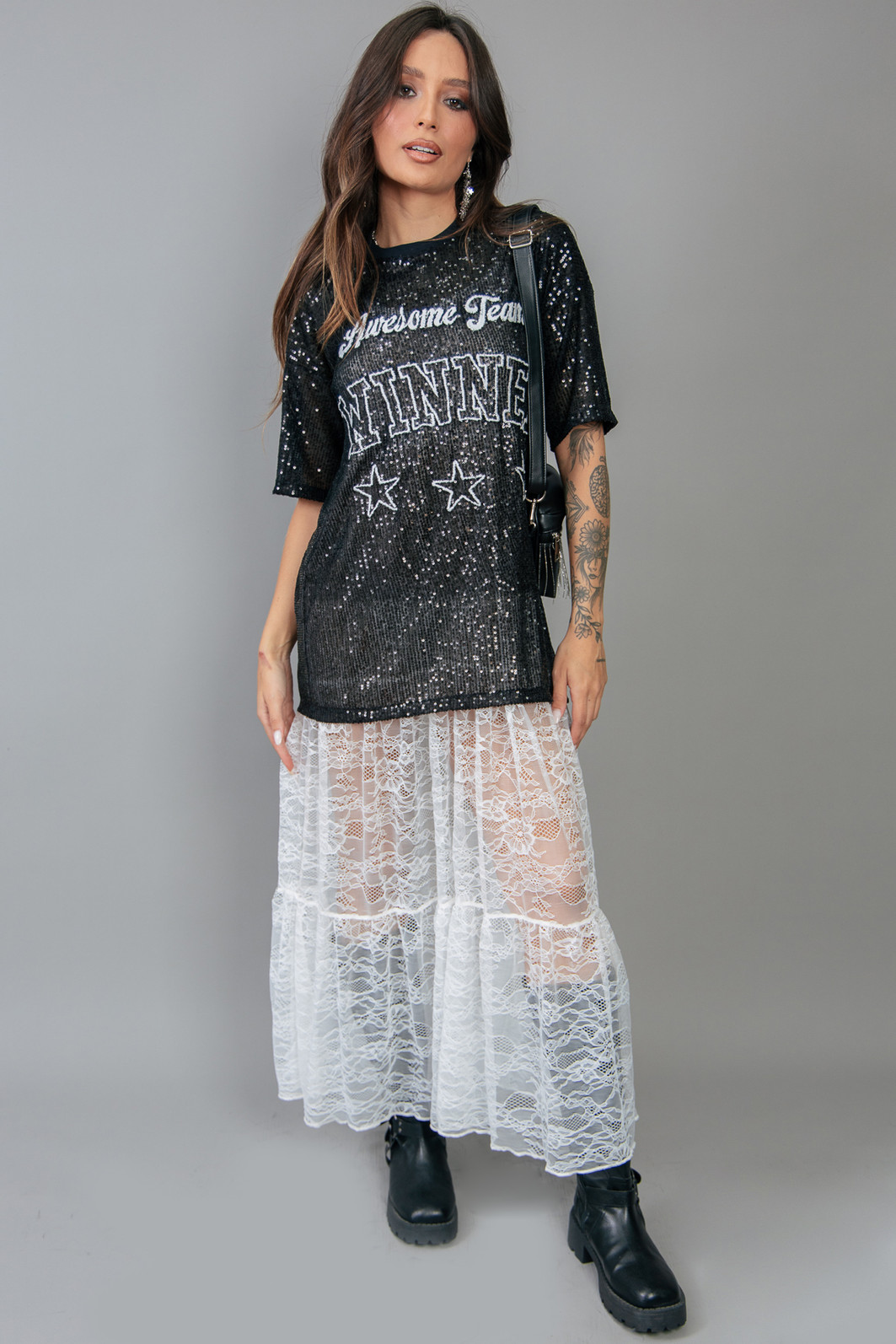 VESTIDO AMPLO DE RENDA OFF WHITE VESTIDO AMPLO DE RENDA OFF WHITE