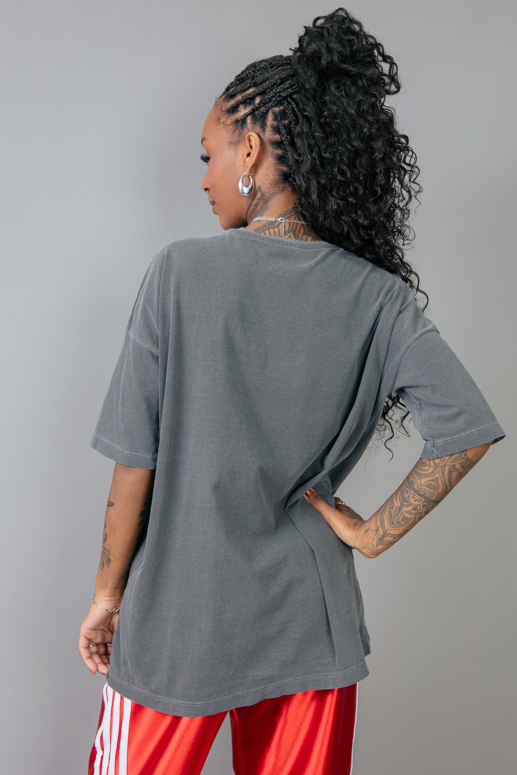 CAMISETA T-SHIRT OVERSIZED CHUMBO GLOWGIRL CAMISETA T-SHIRT OVERSIZED CHUMBO GLOWGIRL